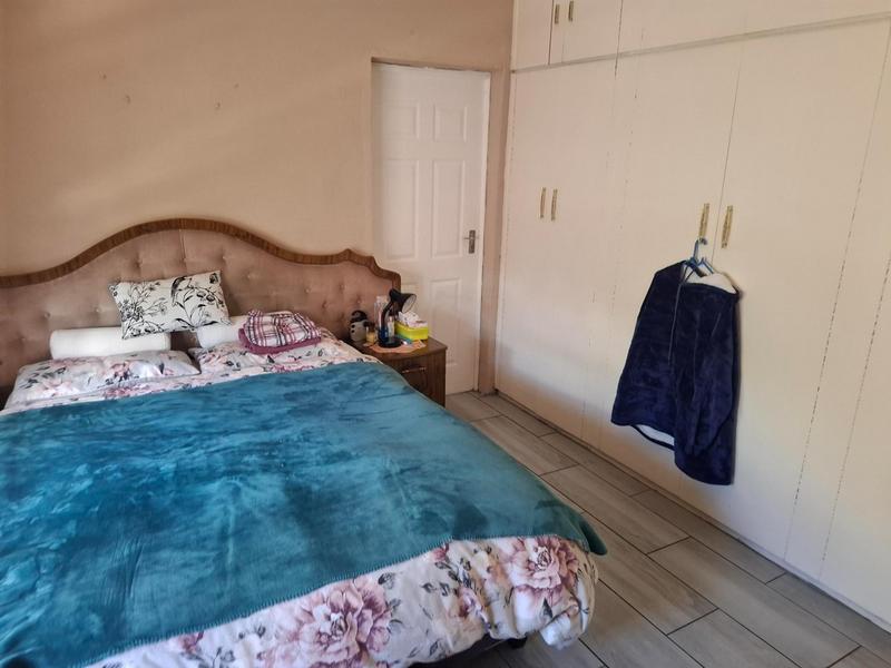 To Let 3 Bedroom Property for Rent in Churchill Estate Western Cape